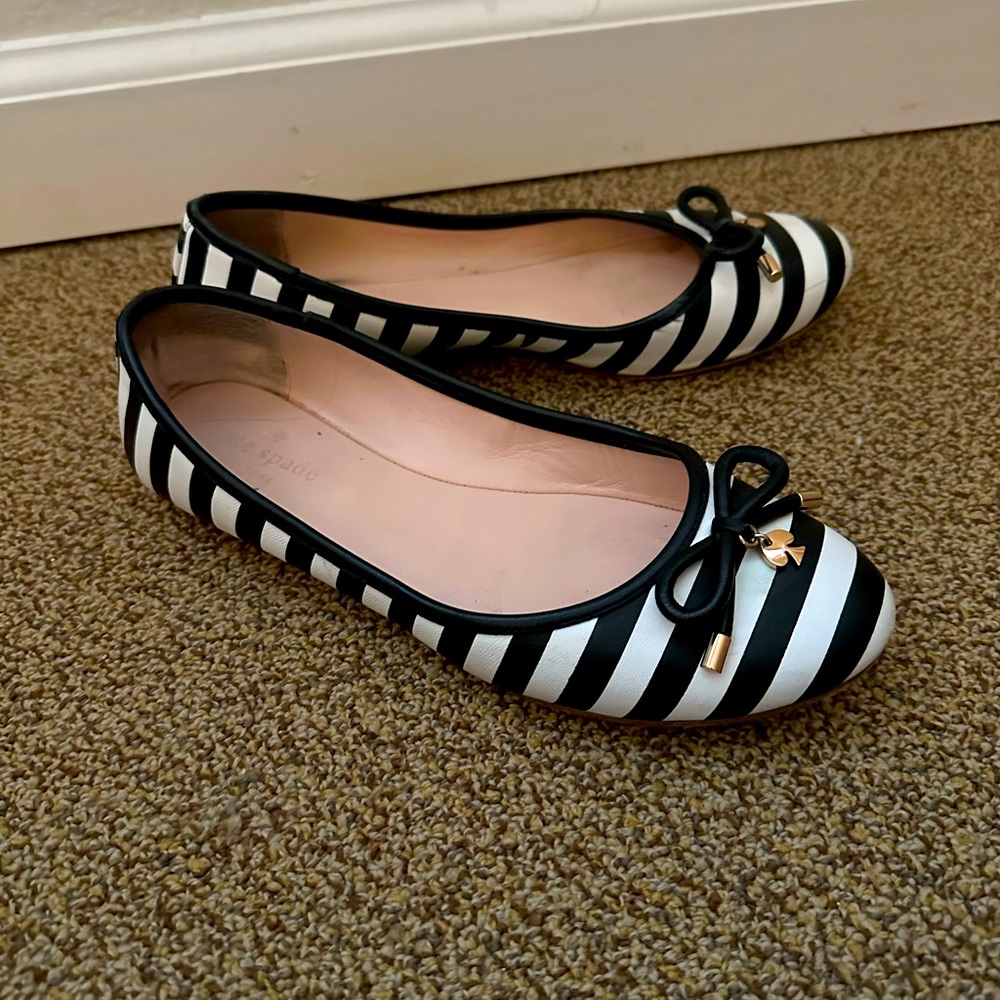 Kate spade flats size 8. Black and white stripes. Used but in great condition.